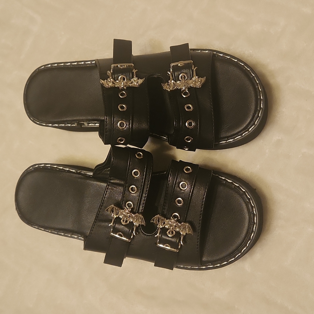 Womens Gothic Slides